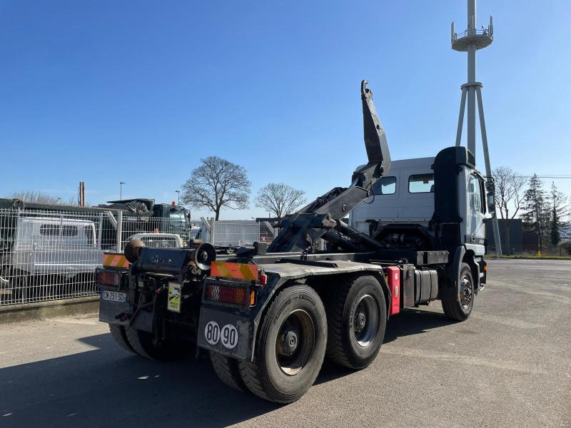 Mercedes Actros 2631 - Hook lift truck: picture 5 Mercedes Actros 2631 - Hook lift truck: picture 5
