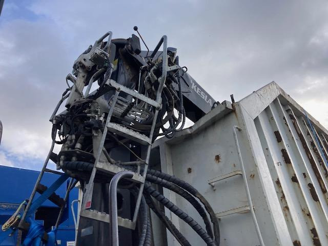 Tipper, Crane truck Renault C-Series 460: picture 6