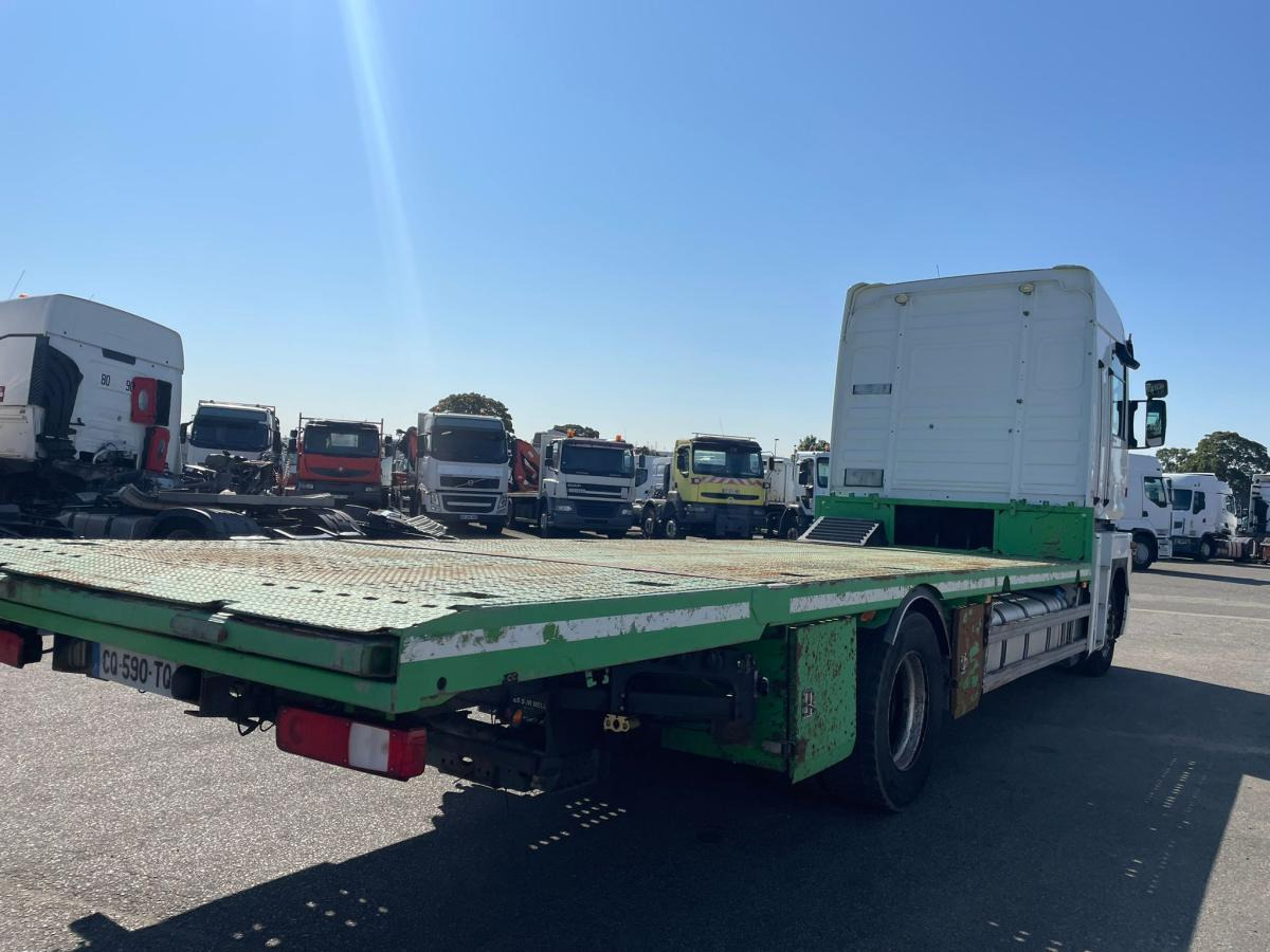 Renault Magnum 440 DXI - Dropside/ Flatbed truck: picture 4 Renault Magnum 440 DXI - Dropside/ Flatbed truck: picture 4