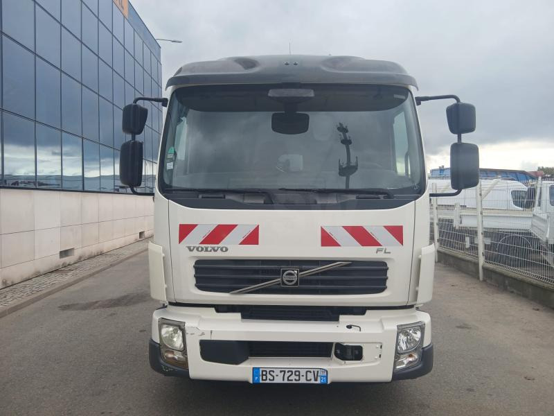 Volvo FL 260 - Cab chassis truck: picture 2 Volvo FL 260 - Cab chassis truck: picture 2