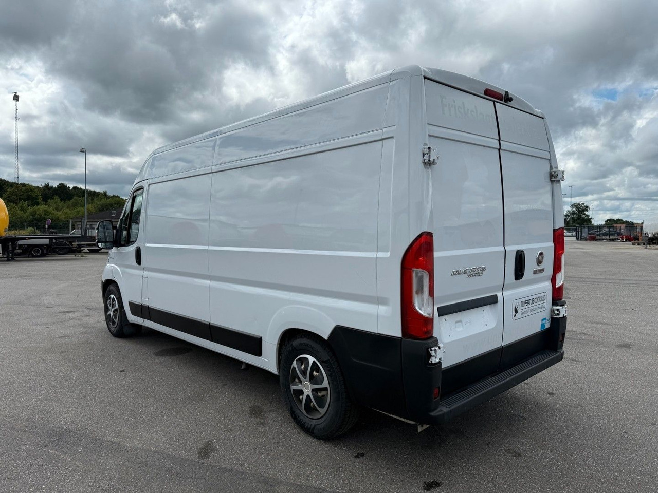 Fiat Ducato 2.3 MJT 150 Waeco Frigo (Engine Damage) - Refrigerated van: picture 4 Fiat Ducato 2.3 MJT 150 Waeco Frigo (Engine Damage) - Refrigerated van: picture 4