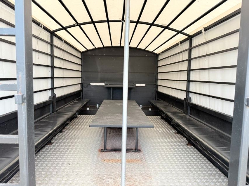 MAN 5 to KAT MIL 4x4 SHOWTRUCK - Curtainsider truck: picture 5 MAN 5 to KAT MIL 4x4 SHOWTRUCK - Curtainsider truck: picture 5