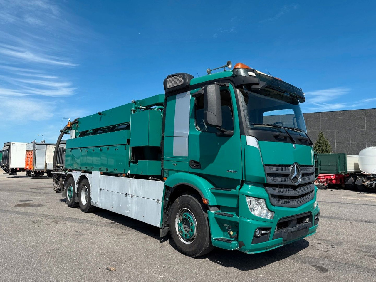 Mercedes-Benz Actros 2551 6x2*4 Hvidtved Larsen Flexline 311 - Vacuum truck: picture 2 Mercedes-Benz Actros 2551 6x2*4 Hvidtved Larsen Flexline 311 - Vacuum truck: picture 2