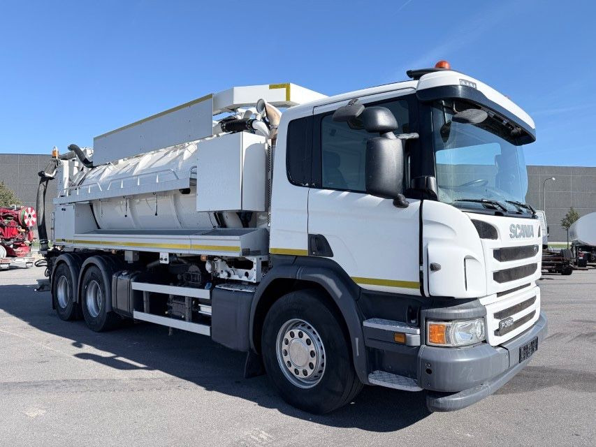 Scania P360 6x4 Euro 6 Hvidtved Larsen FlexLine 312 - Vacuum truck: picture 2 Scania P360 6x4 Euro 6 Hvidtved Larsen FlexLine 312 - Vacuum truck: picture 2