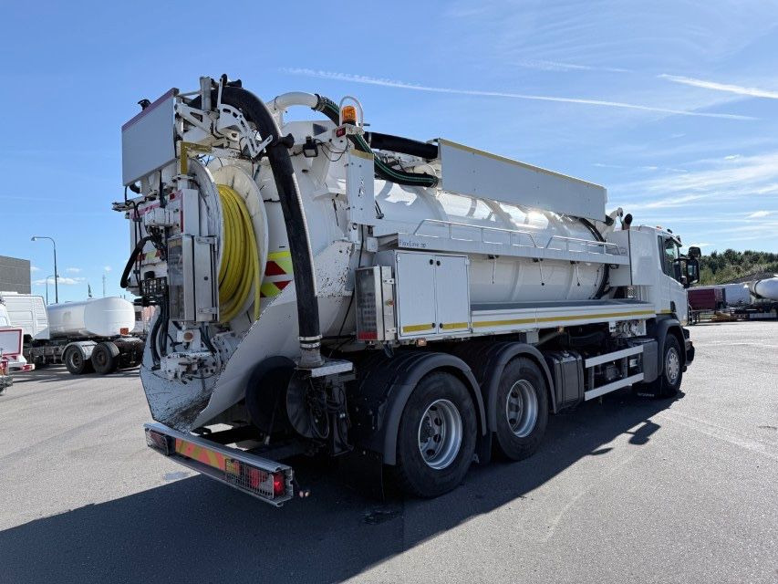 Scania P360 6x4 Euro 6 Hvidtved Larsen FlexLine 312 - Vacuum truck: picture 3 Scania P360 6x4 Euro 6 Hvidtved Larsen FlexLine 312 - Vacuum truck: picture 3
