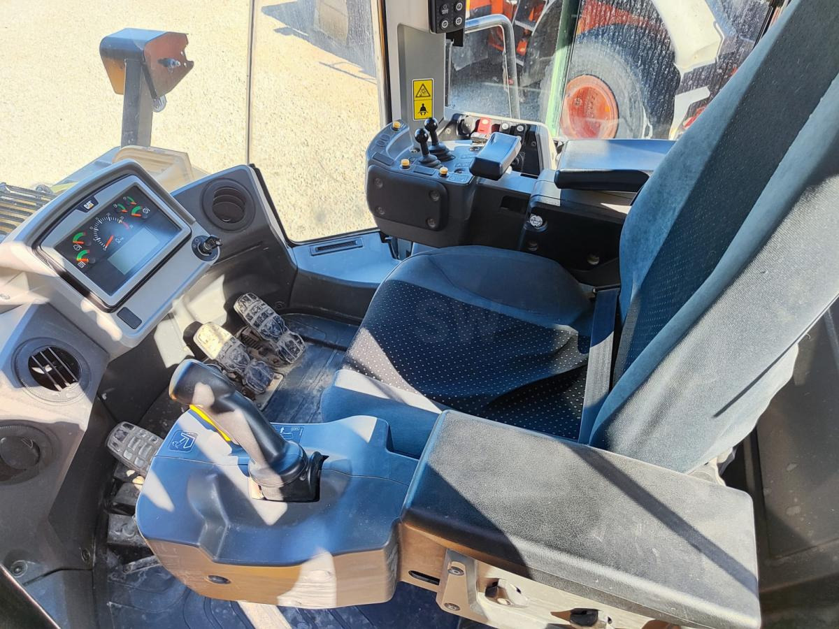 Caterpillar 972M - Wheel loader: picture 5 Caterpillar 972M - Wheel loader: picture 5