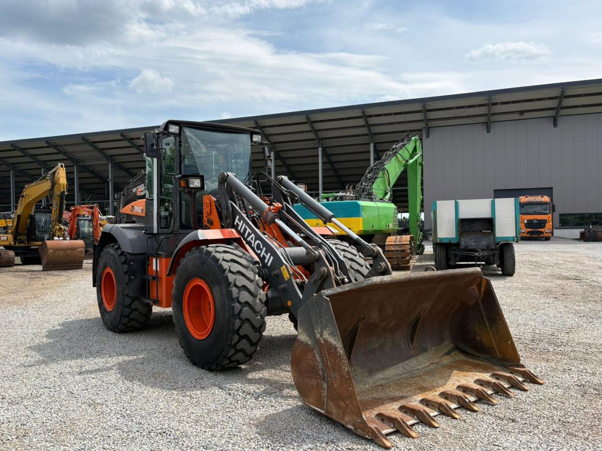 Hitachi ZW140 - Wheel loader: picture 3 Hitachi ZW140 - Wheel loader: picture 3