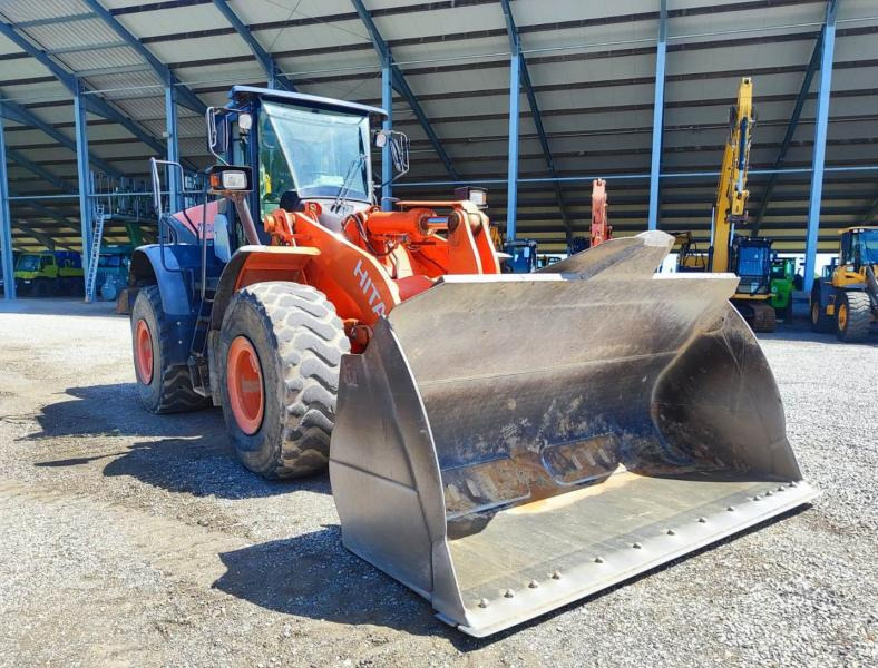 Hitachi ZW250-5B - Wheel loader: picture 3 Hitachi ZW250-5B - Wheel loader: picture 3