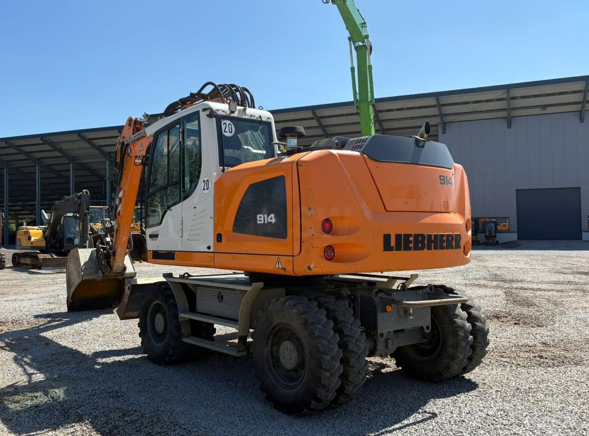 Liebherr A914 - Wheel excavator: picture 1 Liebherr A914 - Wheel excavator: picture 1