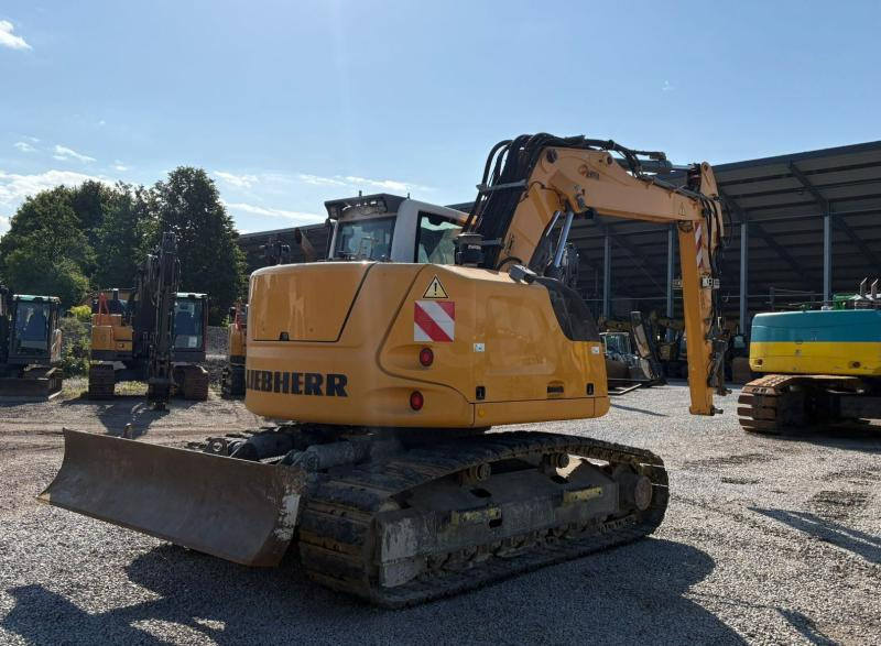 Liebherr R914 Compact Litronic - Crawler excavator: picture 4 Liebherr R914 Compact Litronic - Crawler excavator: picture 4