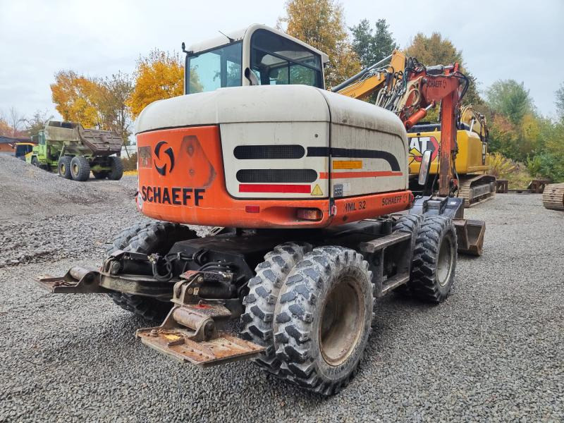 Schaeff HML 32 - Wheel excavator: picture 2 Schaeff HML 32 - Wheel excavator: picture 2