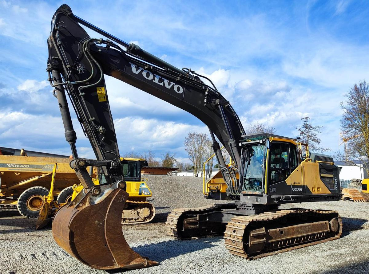 Volvo EC380EL - Crawler excavator: picture 2 Volvo EC380EL - Crawler excavator: picture 2