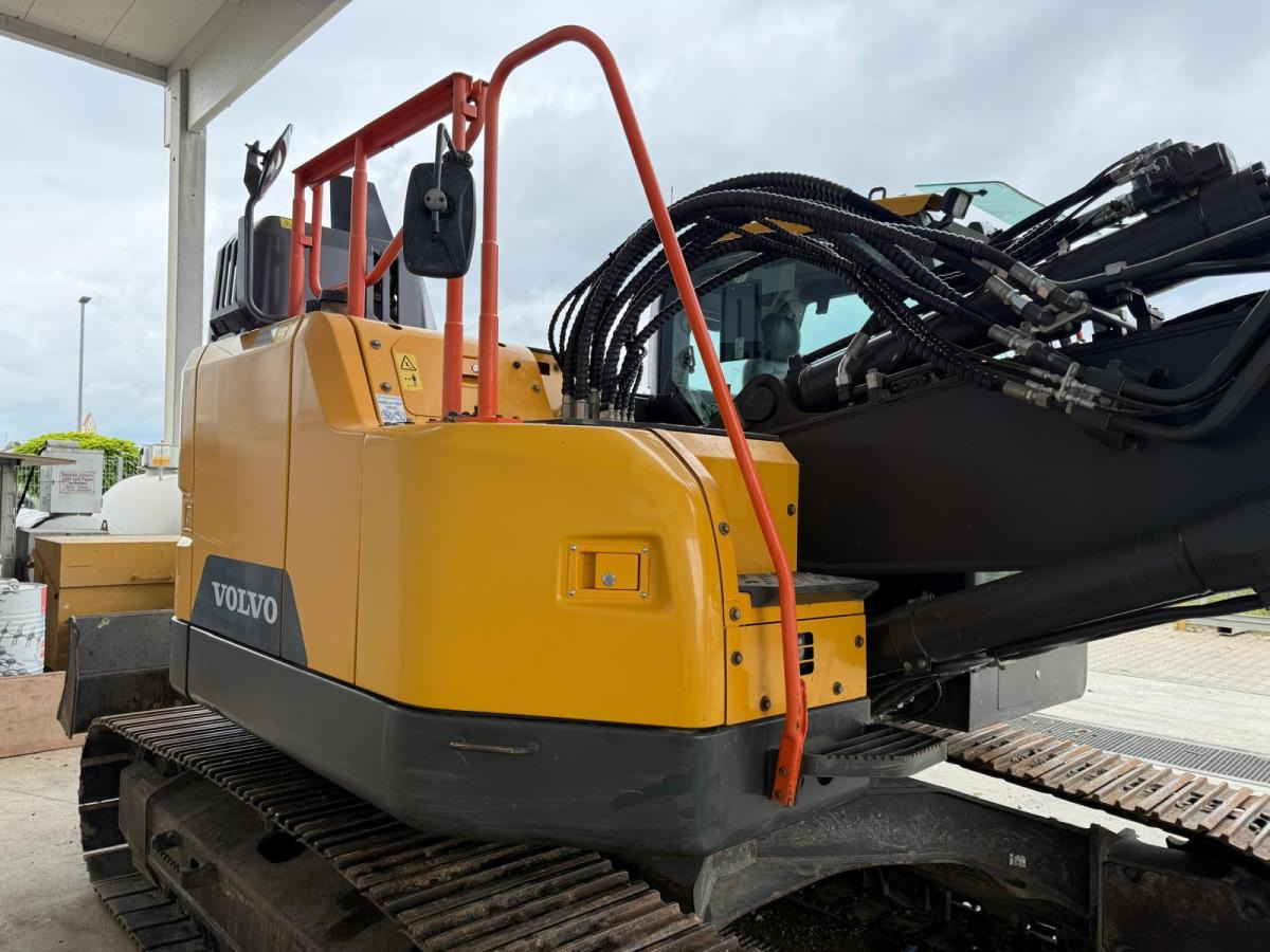 Volvo ECR235EL - Crawler excavator: picture 4 Volvo ECR235EL - Crawler excavator: picture 4