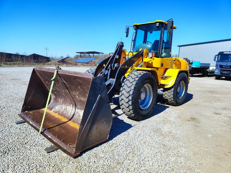 Volvo L 45 - Wheel loader: picture 2 Volvo L 45 - Wheel loader: picture 2