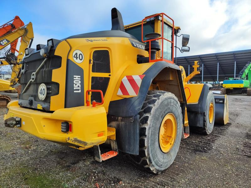 Volvo L150H - Wheel loader: picture 3 Volvo L150H - Wheel loader: picture 3