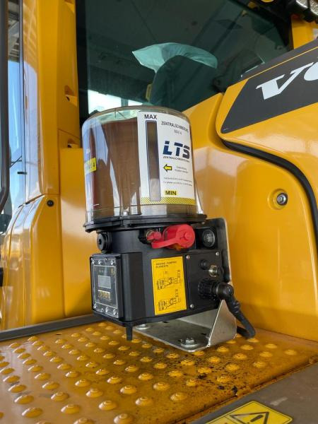 Volvo L60H - Wheel loader: picture 3 Volvo L60H - Wheel loader: picture 3