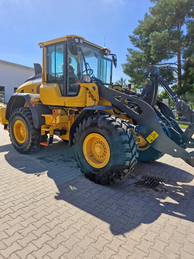 Volvo L90H - Wheel loader: picture 3 Volvo L90H - Wheel loader: picture 3