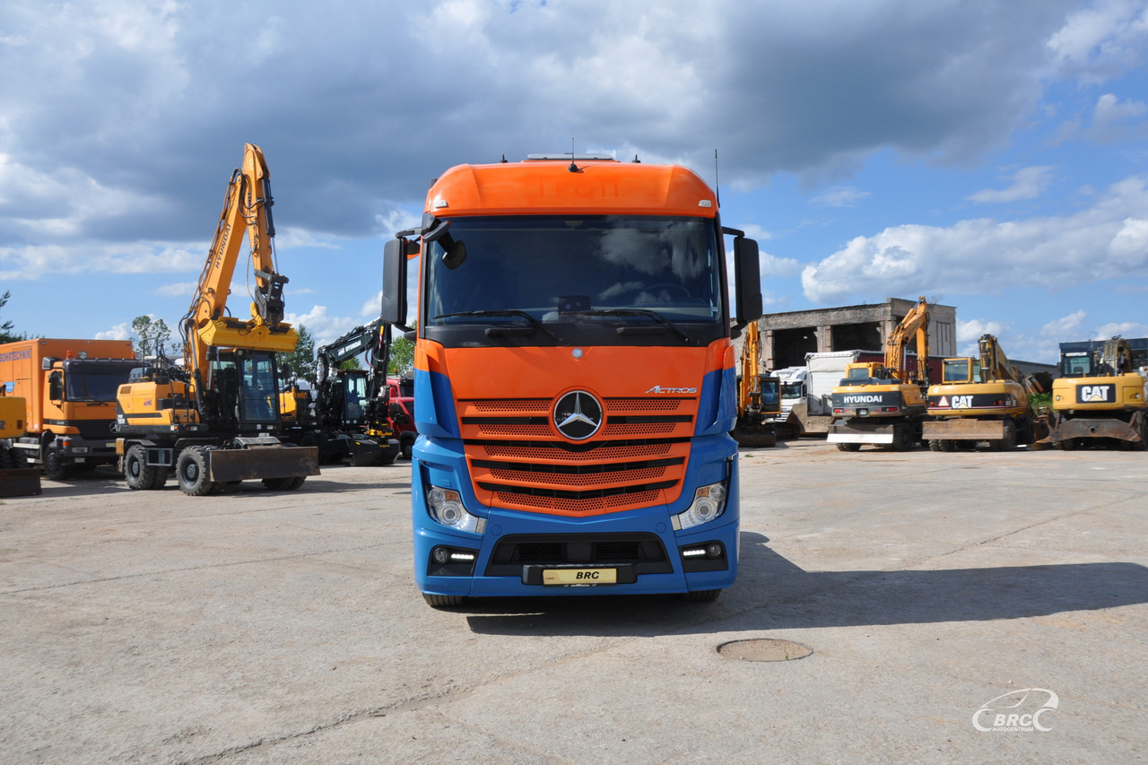 Mercedes-Benz Actros - Tractor unit: picture 3 Mercedes-Benz Actros - Tractor unit: picture 3