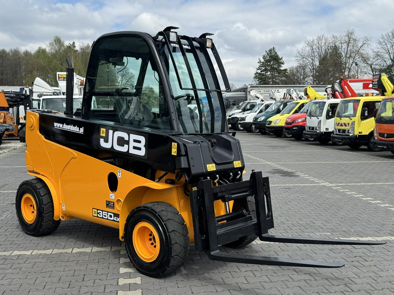 JCB TLT 35D 4x4 T4 TELESKOP / TELESKOPOWY Ładowarka Teleskopowa - Telescopic handler: picture 2 JCB TLT 35D 4x4 T4 TELESKOP / TELESKOPOWY Ładowarka Teleskopowa - Telescopic handler: picture 2