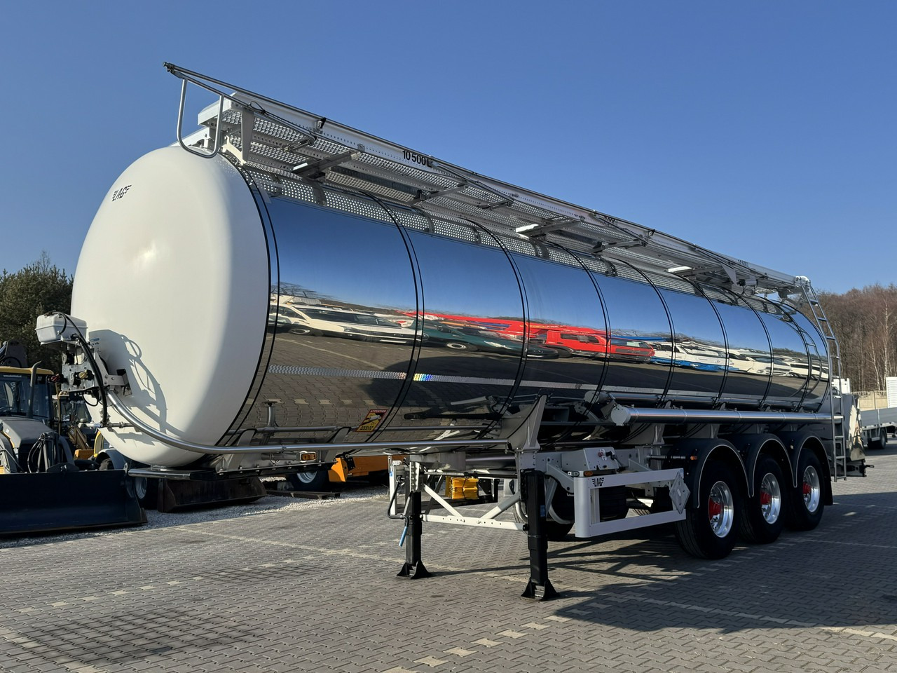 Lag Spożywcza Magyar Izolowana Webasto Pompa Elektryczna do Zrzutu - Tank semi-trailer: picture 3 Lag Spożywcza Magyar Izolowana Webasto Pompa Elektryczna do Zrzutu - Tank semi-trailer: picture 3