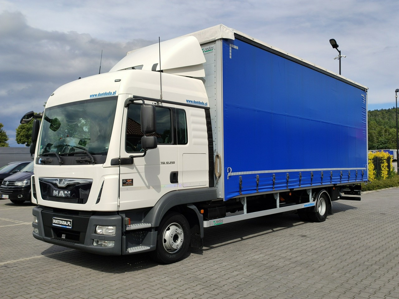 MAN TGL12.250 E6 Firana Tył Drzwi Dach Zsuwany Bogato Wyposażony - Curtainsider truck: picture 1 MAN TGL12.250 E6 Firana Tył Drzwi Dach Zsuwany Bogato Wyposażony - Curtainsider truck: picture 1