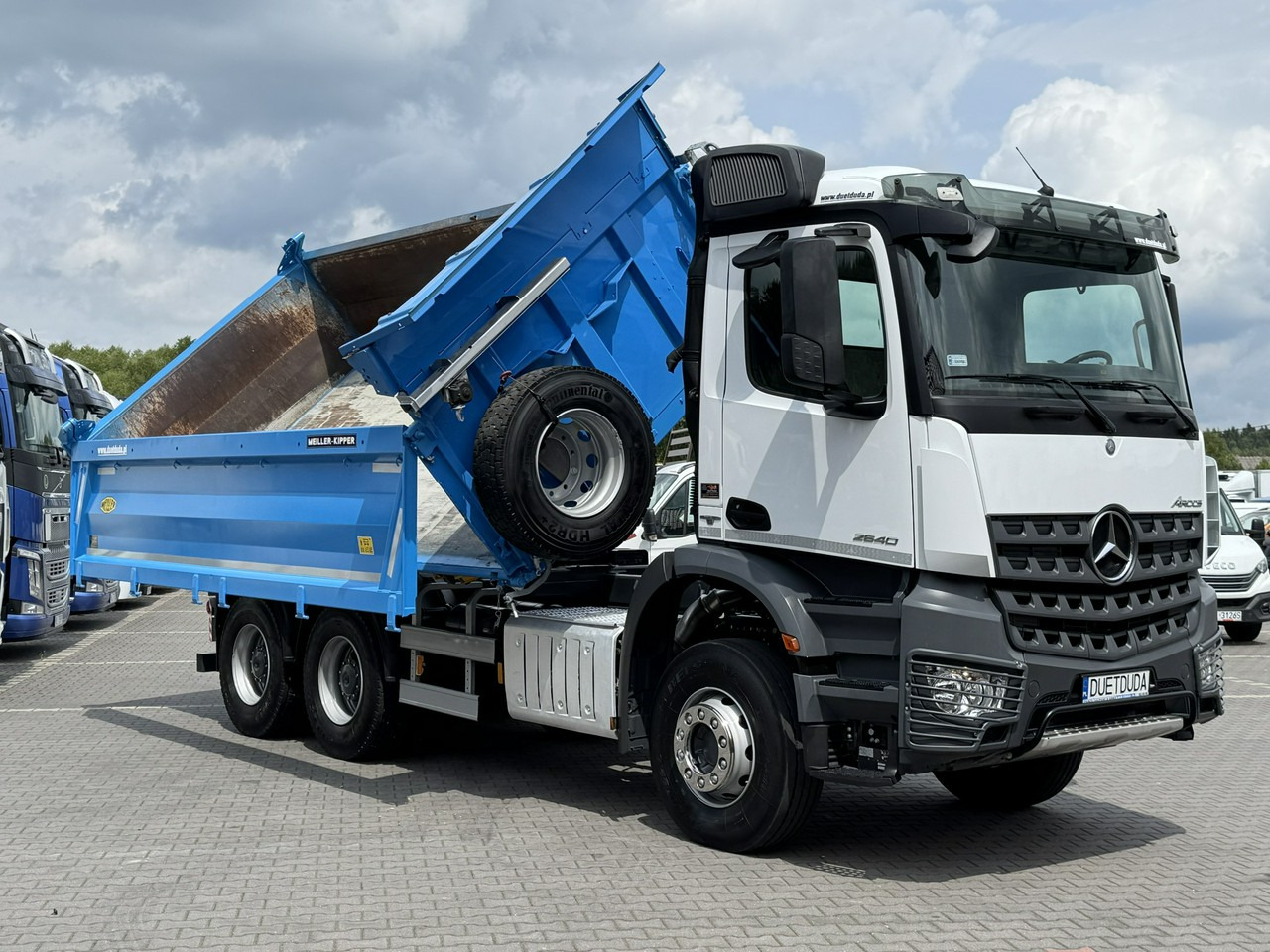 Mercedes Arocs 2640 6x4 3-Stronny Meiller-Kipper Mały Przebieg 99tys/km - Tipper: picture 2 Mercedes Arocs 2640 6x4 3-Stronny Meiller-Kipper Mały Przebieg 99tys/km - Tipper: picture 2