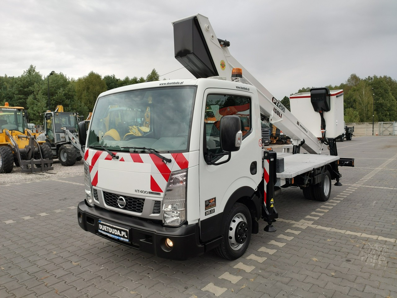Nissan Cabstar - Truck mounted aerial platform: picture 4 Nissan Cabstar - Truck mounted aerial platform: picture 4