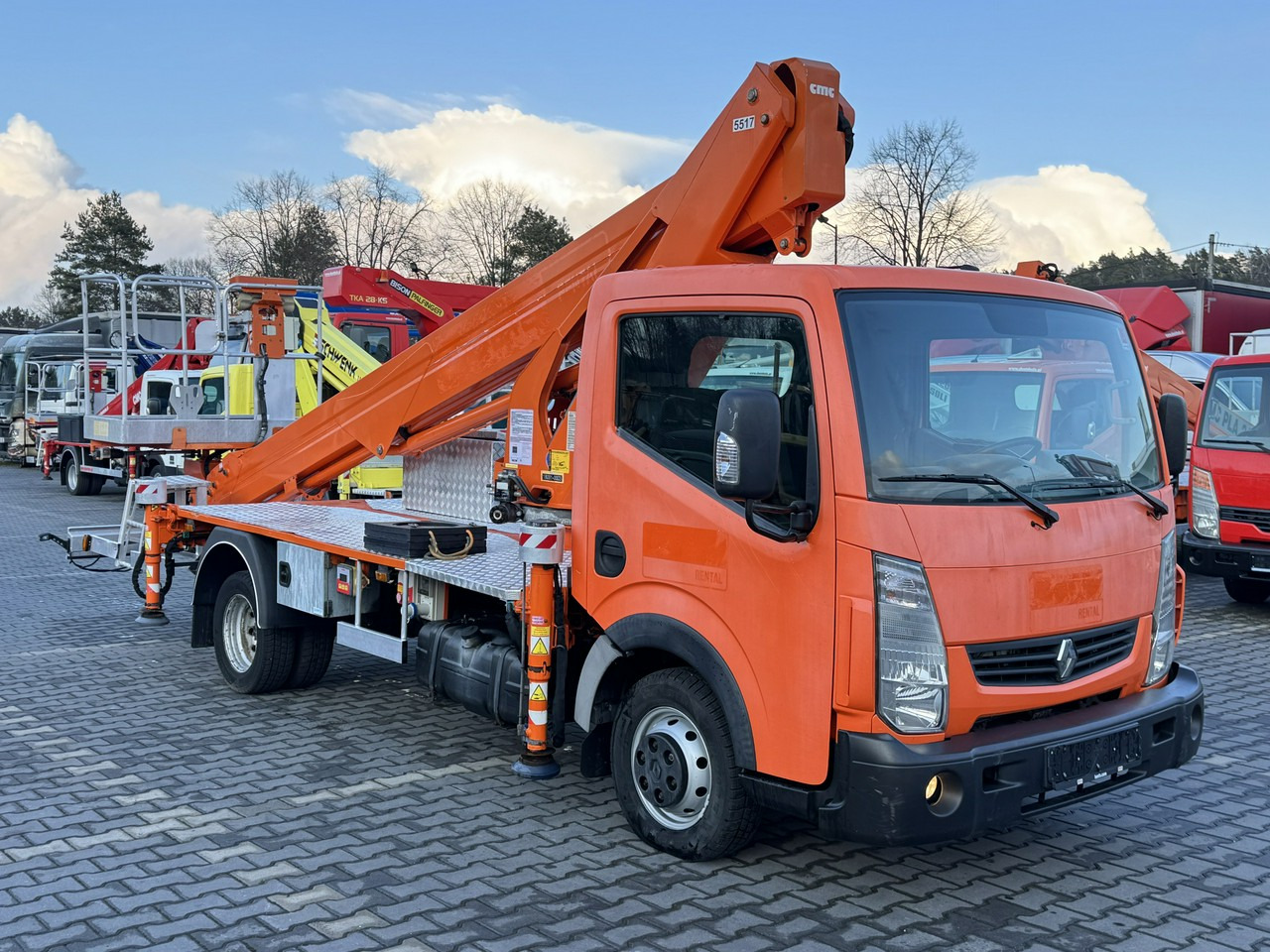 Renault Maxity - Truck mounted aerial platform: picture 1 Renault Maxity - Truck mounted aerial platform: picture 1