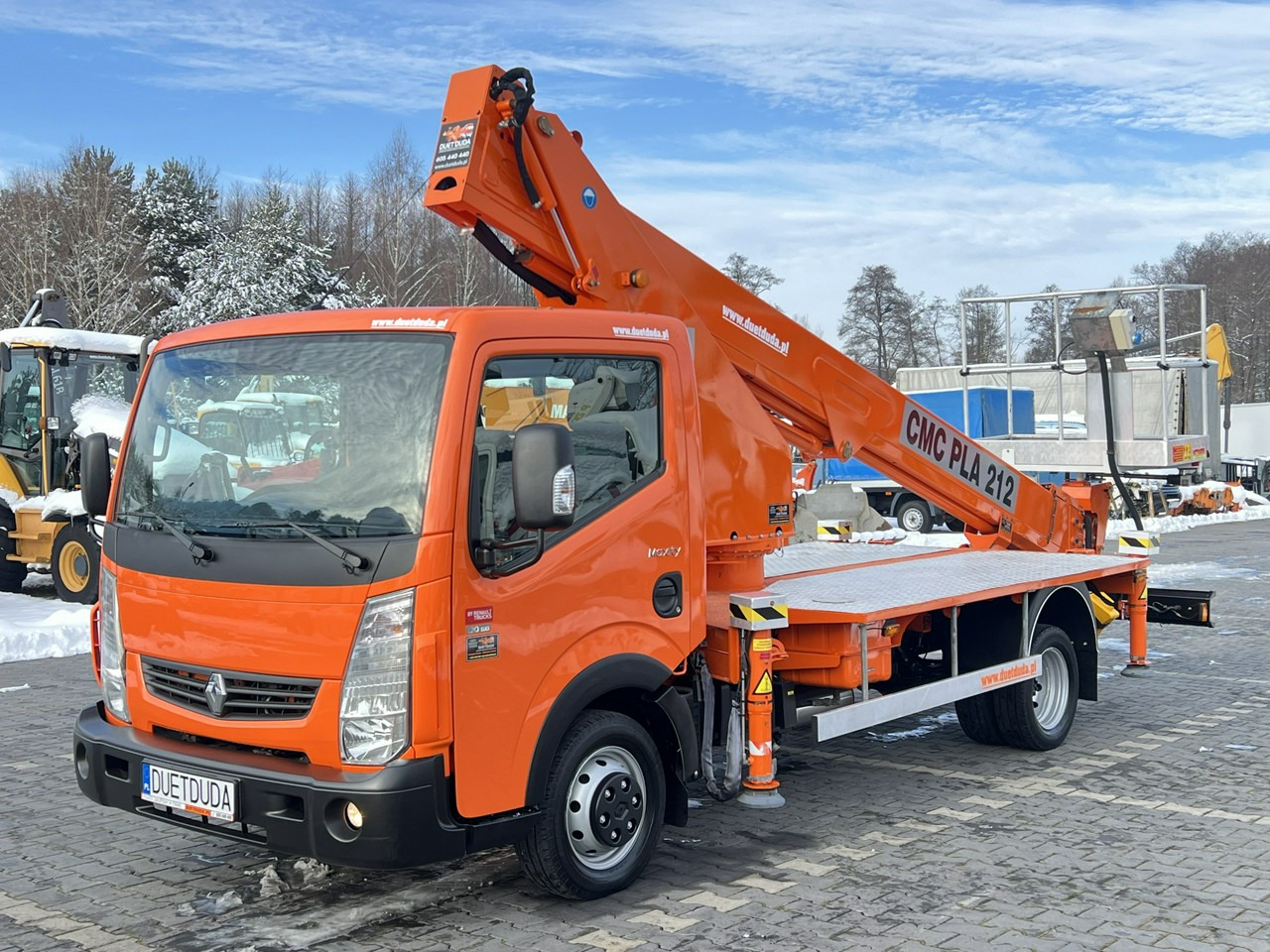 Renault Maxity - Truck mounted aerial platform: picture 5 Renault Maxity - Truck mounted aerial platform: picture 5
