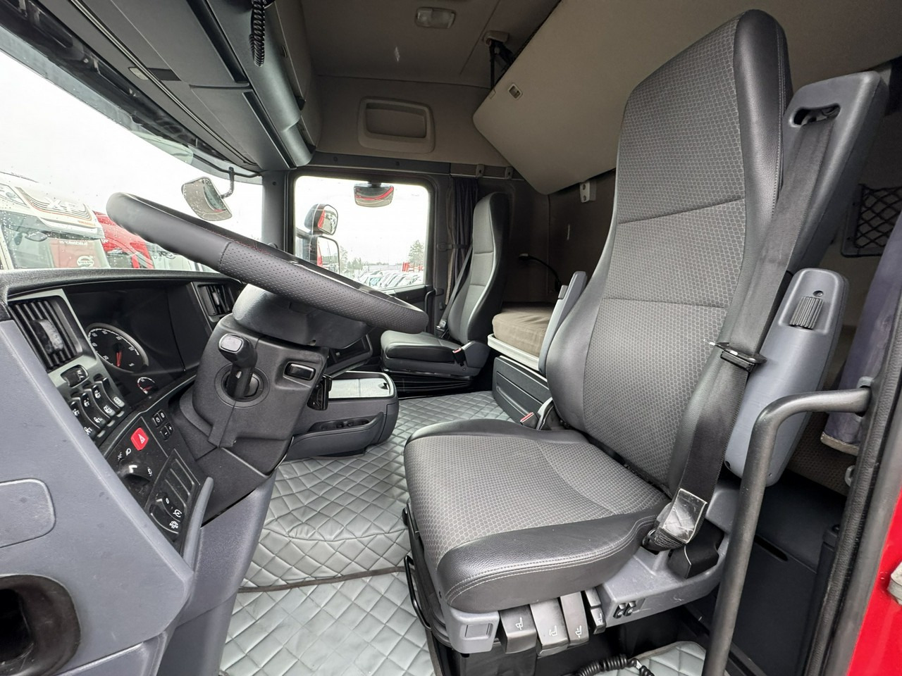 Tractor unit Scania R410 E6 4x2 Retarder Klima Postojowa Low deck / Mega: picture 21
