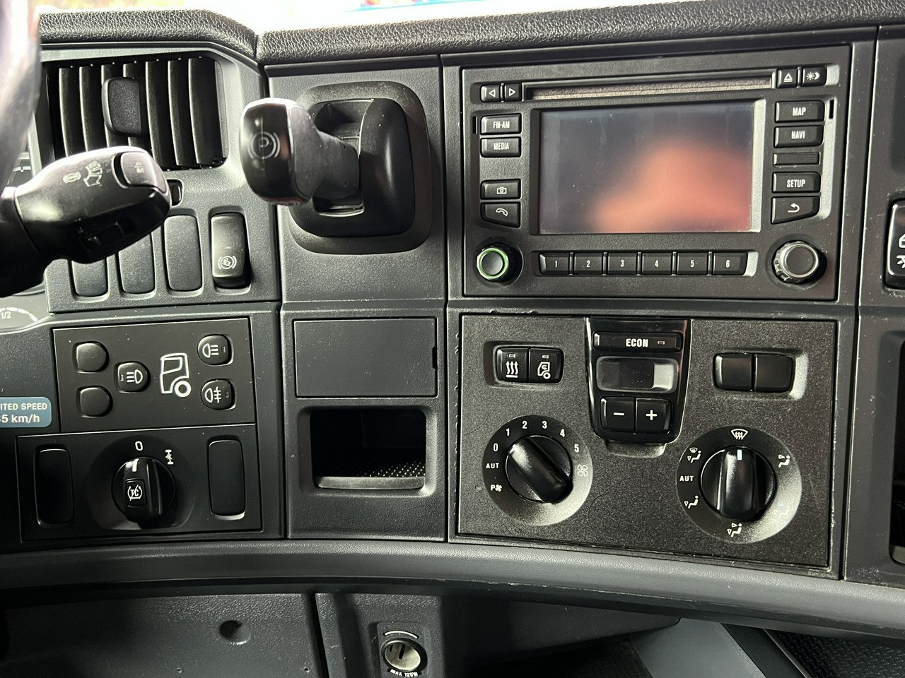Tractor unit Scania R450 E6 Bez EGR 4x2 Standard: picture 15