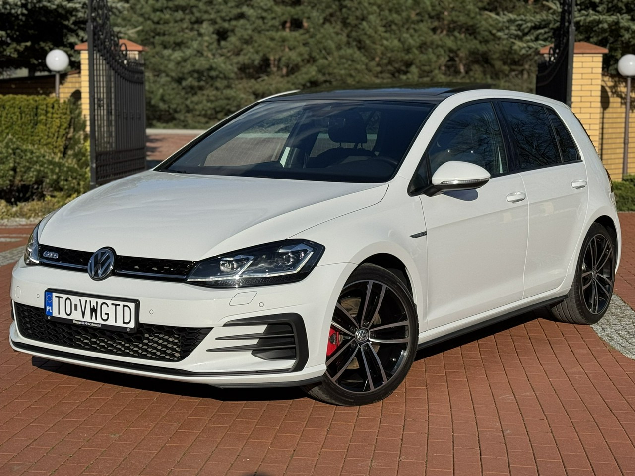 Volkswagen Golf - Car: picture 4 Volkswagen Golf - Car: picture 4
