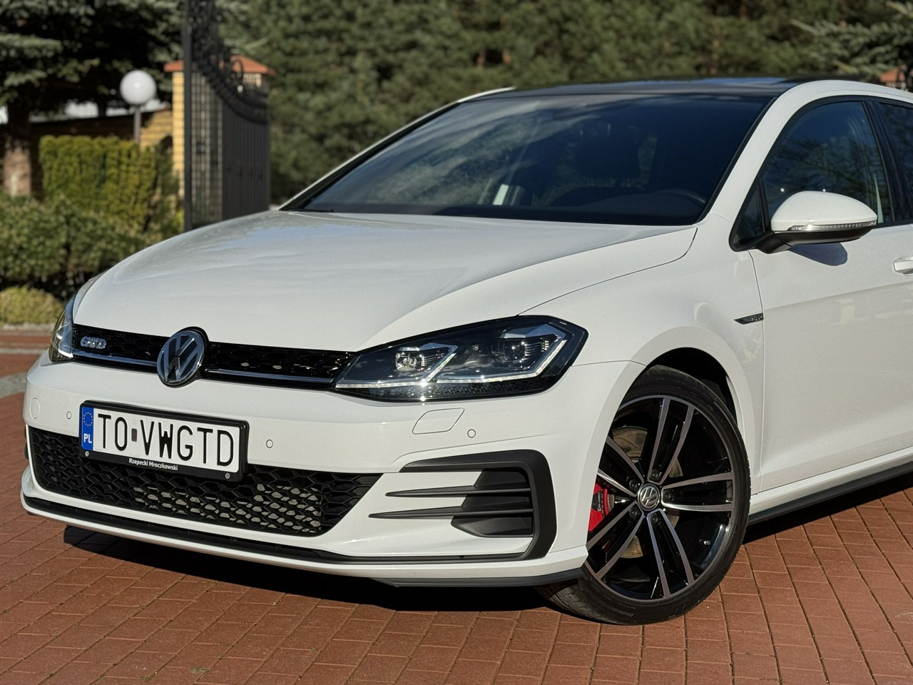 Volkswagen Golf - Car: picture 5 Volkswagen Golf - Car: picture 5