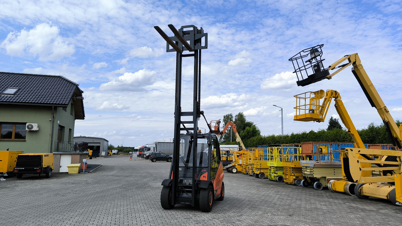 Diesel forklift LINDE H 45 D – 02: picture 16 Diesel forklift LINDE H 45 D – 02: picture 16