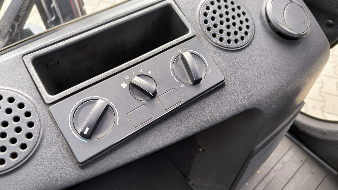 Diesel forklift LINDE H 45 D – 02: picture 12 Diesel forklift LINDE H 45 D – 02: picture 12