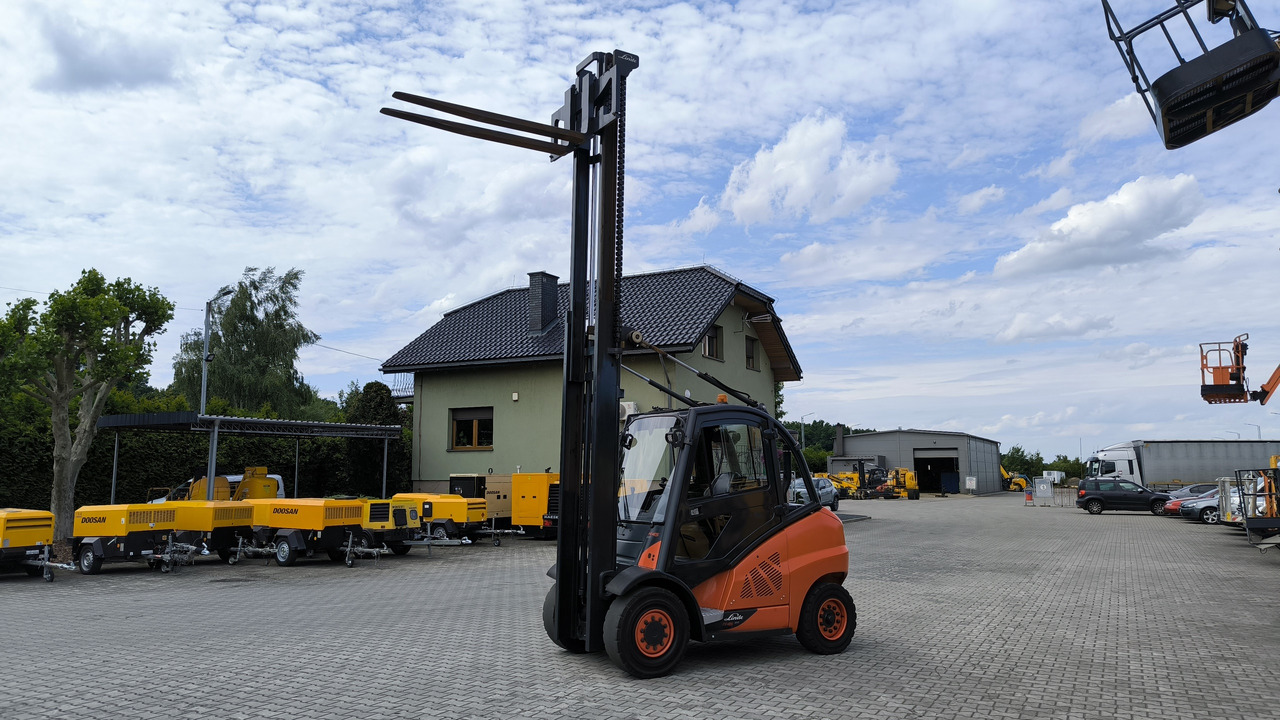 Diesel forklift LINDE H 45 D – 02: picture 15 Diesel forklift LINDE H 45 D – 02: picture 15