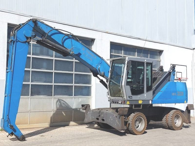 Fuchs MHL 320 D - Waste/ Industry handler: picture 2 Fuchs MHL 320 D - Waste/ Industry handler: picture 2