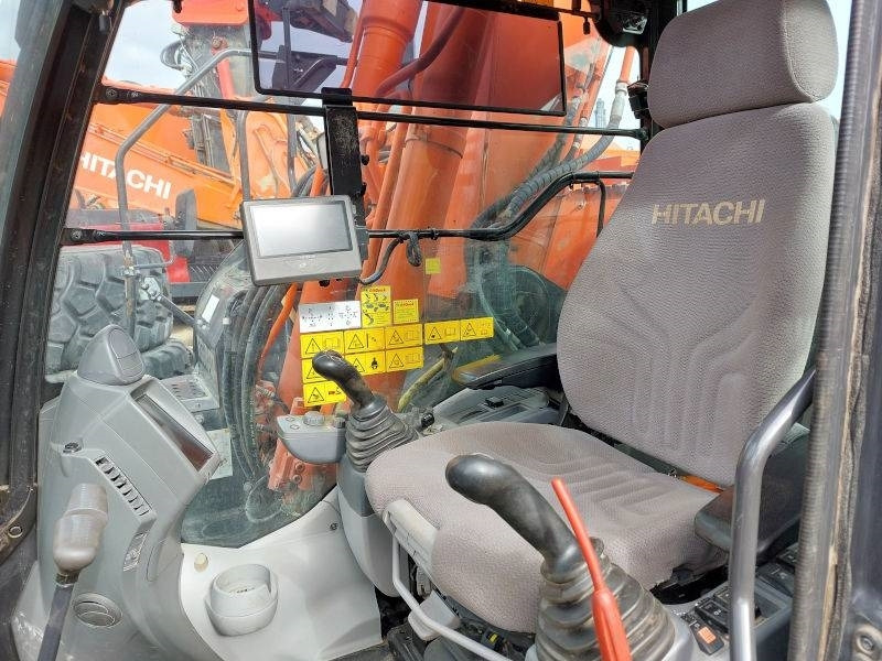 Leasing of Hitachi ZX 225 US LC-6 Hitachi ZX 225 US LC-6: picture 12 Leasing of Hitachi ZX 225 US LC-6 Hitachi ZX 225 US LC-6: picture 12