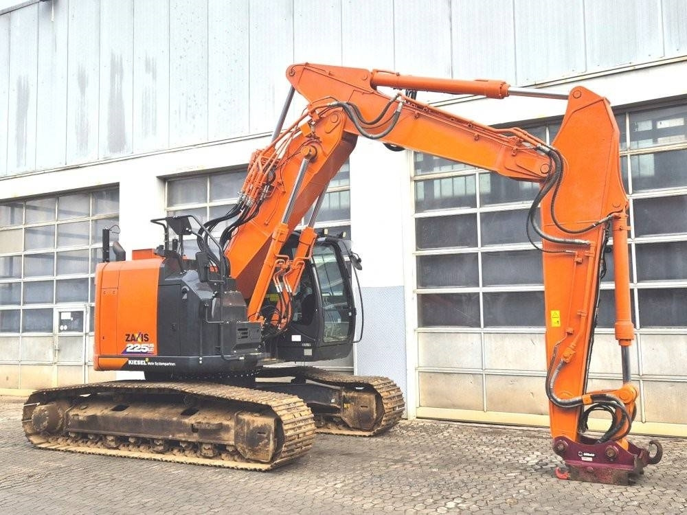 Hitachi ZX 225 USLC-6 - Crawler excavator: picture 4 Hitachi ZX 225 USLC-6 - Crawler excavator: picture 4
