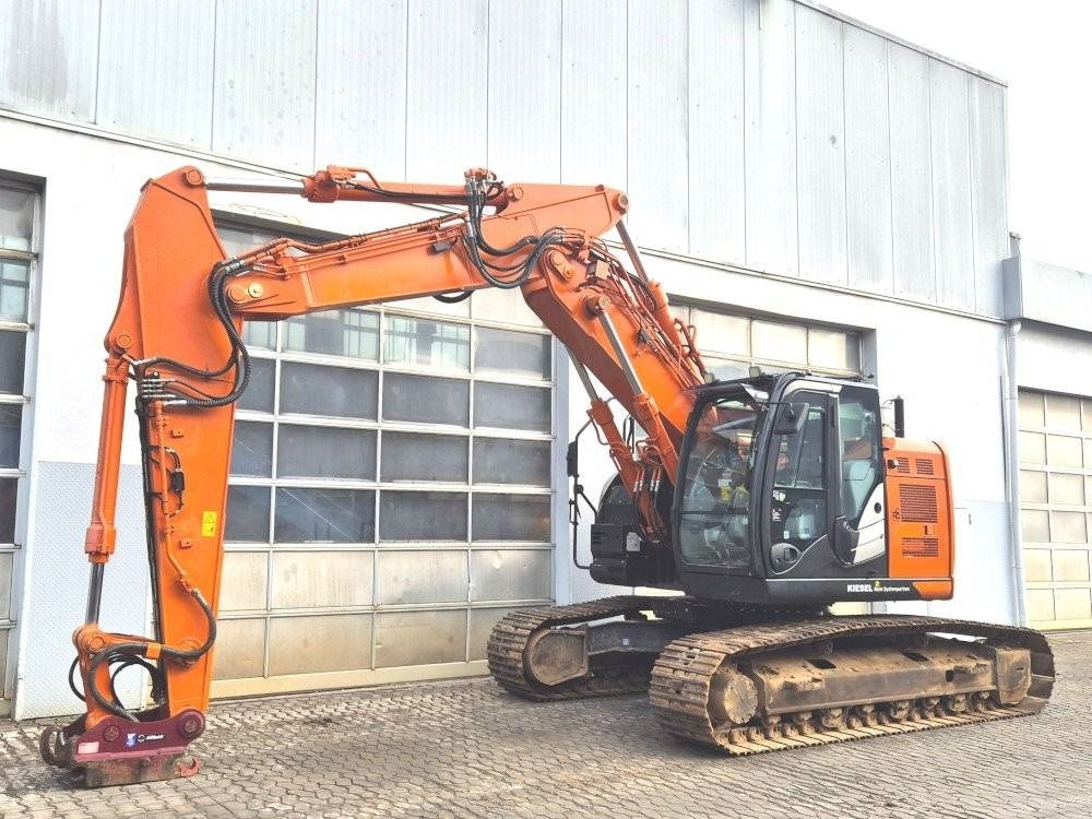Hitachi ZX 225 USLC-6 - Crawler excavator: picture 2 Hitachi ZX 225 USLC-6 - Crawler excavator: picture 2