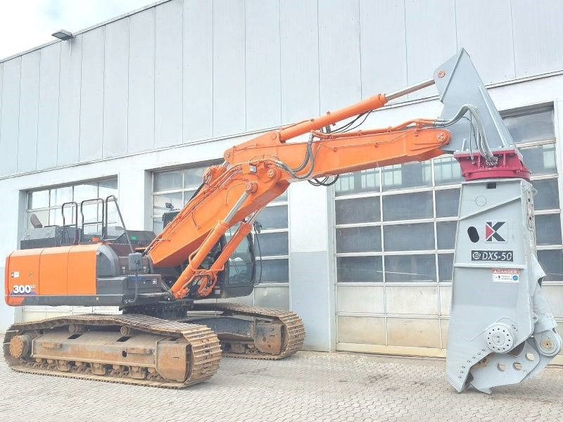 Hitachi ZX 300 LC-6 - Demolition excavator: picture 4 Hitachi ZX 300 LC-6 - Demolition excavator: picture 4