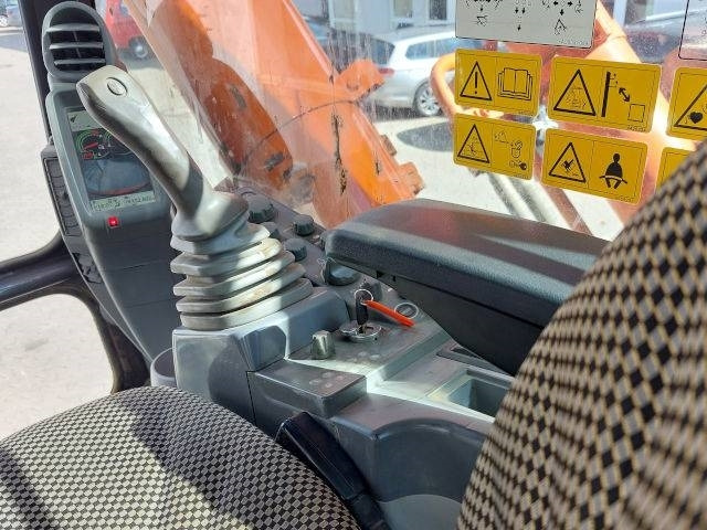 Crawler excavator Hitachi ZX 890 LCH-6: picture 13 Crawler excavator Hitachi ZX 890 LCH-6: picture 13