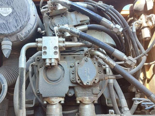 Crawler excavator Liebherr R 956 LC: picture 10 Crawler excavator Liebherr R 956 LC: picture 10