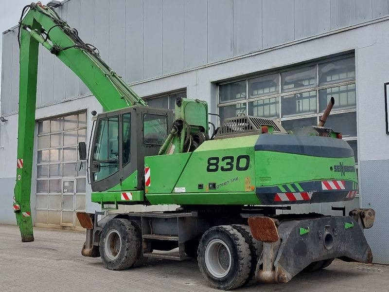 Sennebogen 830 - Waste/ Industry handler: picture 3 Sennebogen 830 - Waste/ Industry handler: picture 3