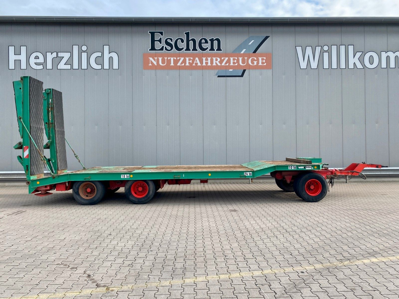 Goldhofer TU3-24/80 Tieflader*Wechselzugauge*Trommelbremse - Low loader trailer: picture 5 Goldhofer TU3-24/80 Tieflader*Wechselzugauge*Trommelbremse - Low loader trailer: picture 5