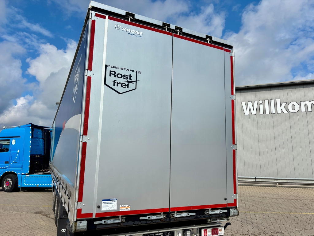 Krone SD ProfiLiner - Curtainsider semi-trailer: picture 5 Krone SD ProfiLiner - Curtainsider semi-trailer: picture 5