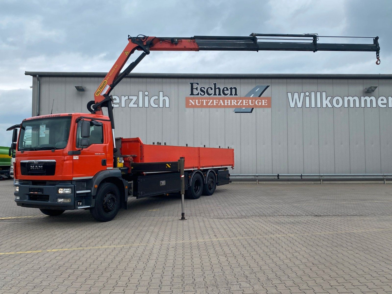 MAN TGM 26.340 6x2-4 LL | PK14002*Funk*Klima*1.Hand - Dropside/ Flatbed truck, Crane truck: picture 1 MAN TGM 26.340 6x2-4 LL | PK14002*Funk*Klima*1.Hand - Dropside/ Flatbed truck, Crane truck: picture 1