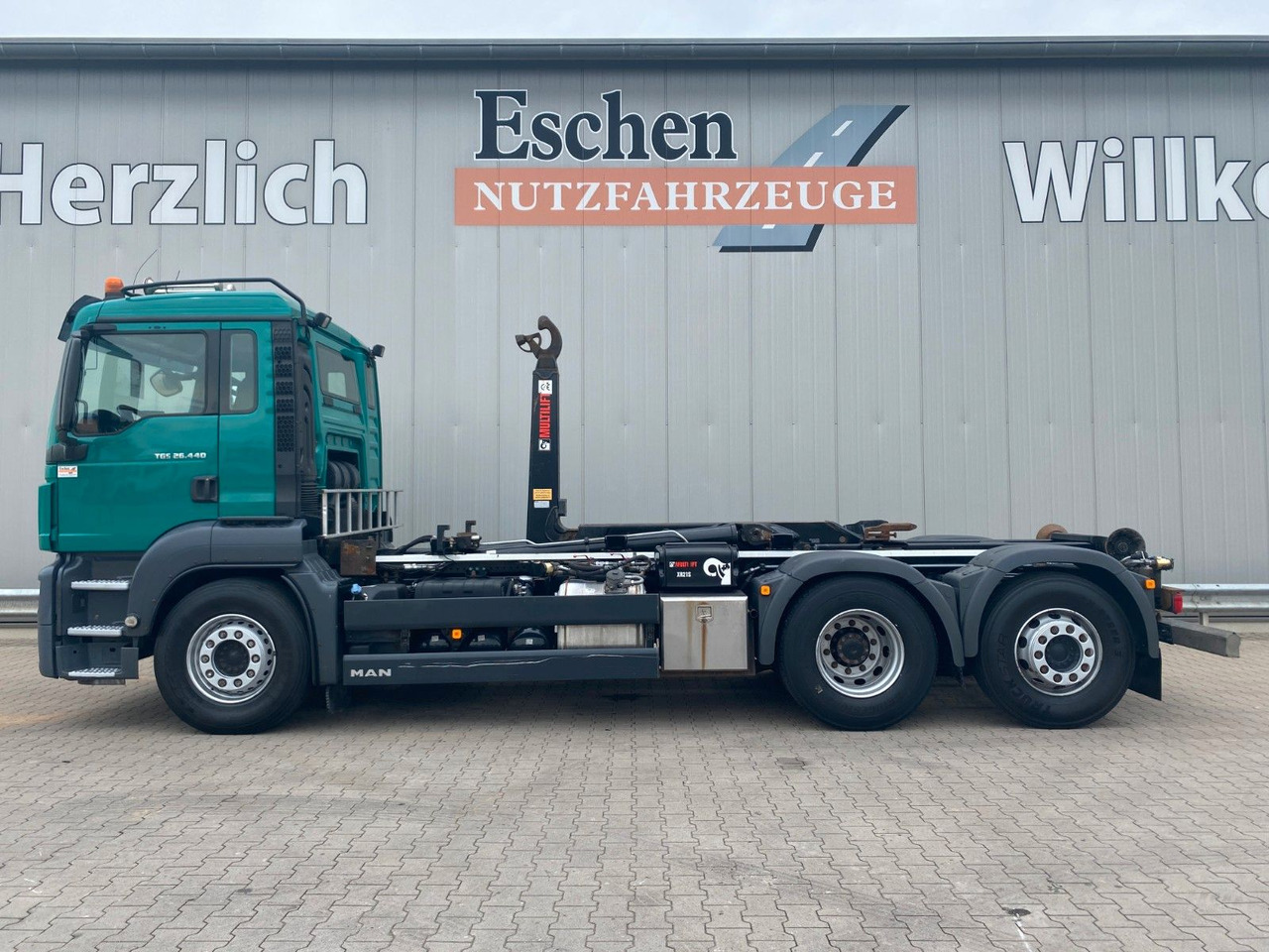 MAN TGS 26.440 6x2-4 | HIAB XR21S56*Kamera*AHK*Klima - Hook lift truck: picture 3 MAN TGS 26.440 6x2-4 | HIAB XR21S56*Kamera*AHK*Klima - Hook lift truck: picture 3
