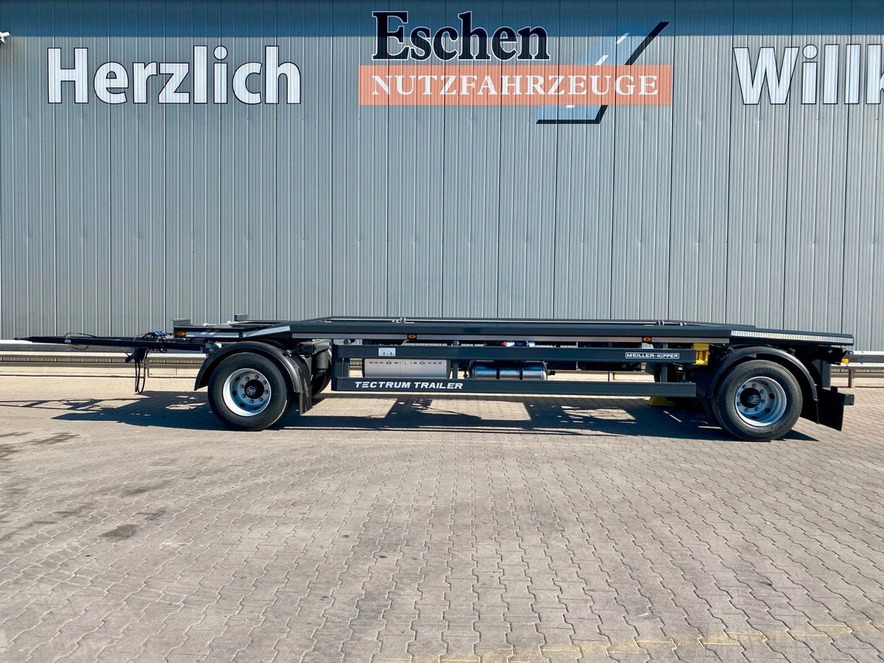 Meiller MG 18 ZO 5,4 NEU*Rückfahrkamera*Werkzeugkasten Meiller MG 18 ZO 5,4 | NEU*Rückfahrkamera*Werkzeugkasten - Roll-off/ Skip trailer: picture 2 Meiller MG 18 ZO 5,4 NEU*Rückfahrkamera*Werkzeugkasten Meiller MG 18 ZO 5,4 | NEU*Rückfahrkamera*Werkzeugkasten - Roll-off/ Skip trailer: picture 2