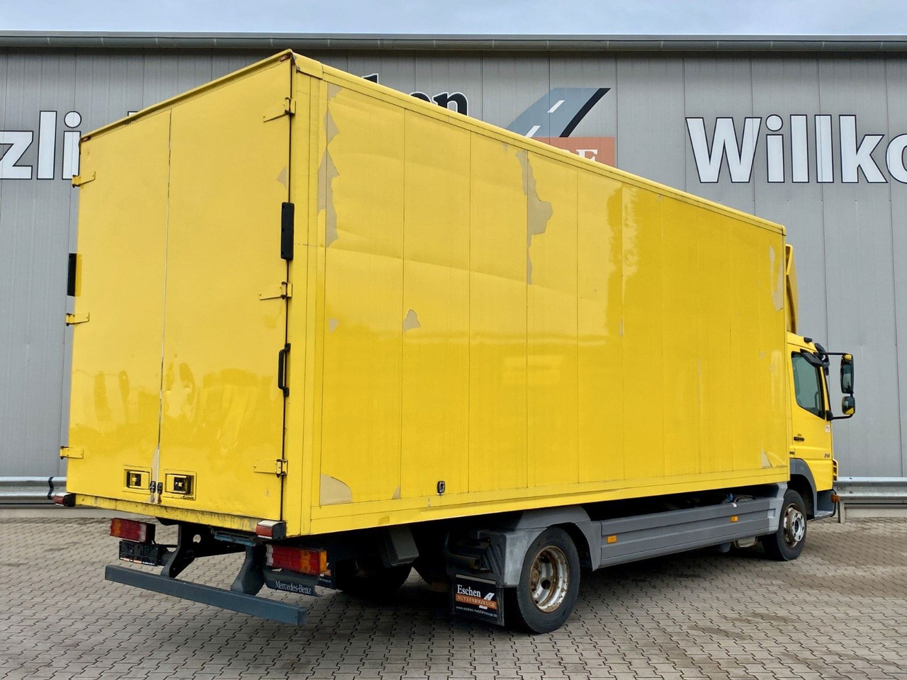 Mercedes-Benz 816 Atego | 3 Sitze*3x Zurrleisten*Portal*ASR Mercedes-Benz 816 Atego | 3 Sitze*3x Zurrleisten*Portal*ASR - Box truck: picture 5 Mercedes-Benz 816 Atego | 3 Sitze*3x Zurrleisten*Portal*ASR Mercedes-Benz 816 Atego | 3 Sitze*3x Zurrleisten*Portal*ASR - Box truck: picture 5